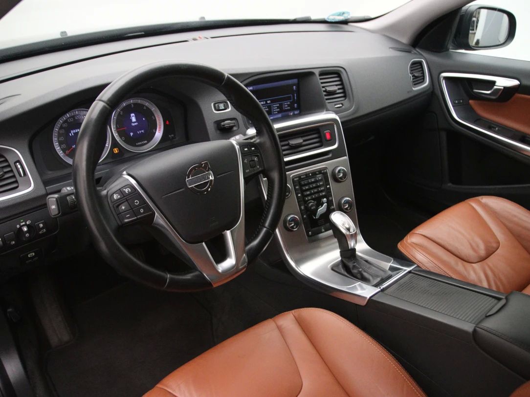 Volvo V60 | 15