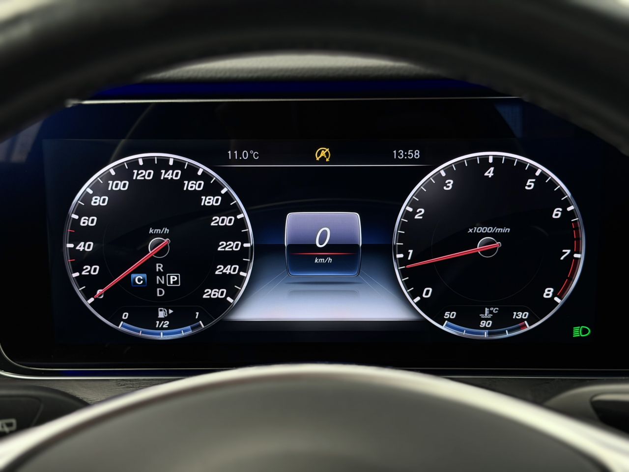 Mercedes-Benz E400 | 27