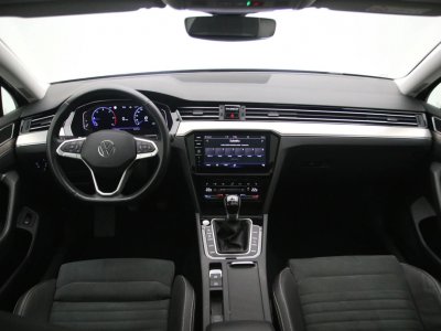 Volkswagen Passat | 1
