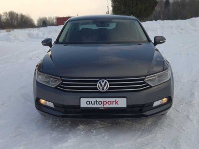 Volkswagen Passat | 1