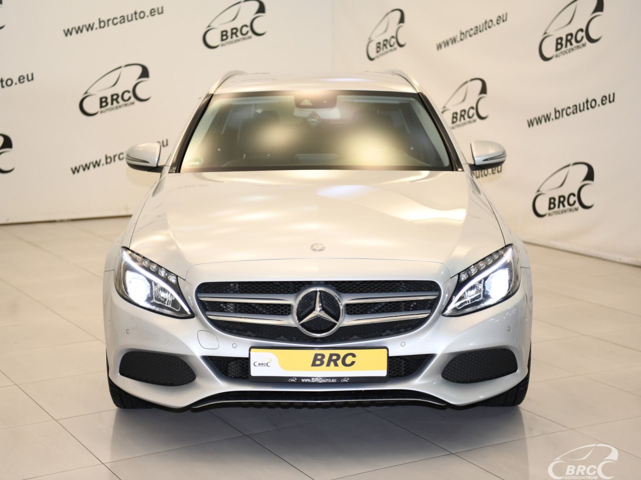 Mercedes-Benz C220 | 50