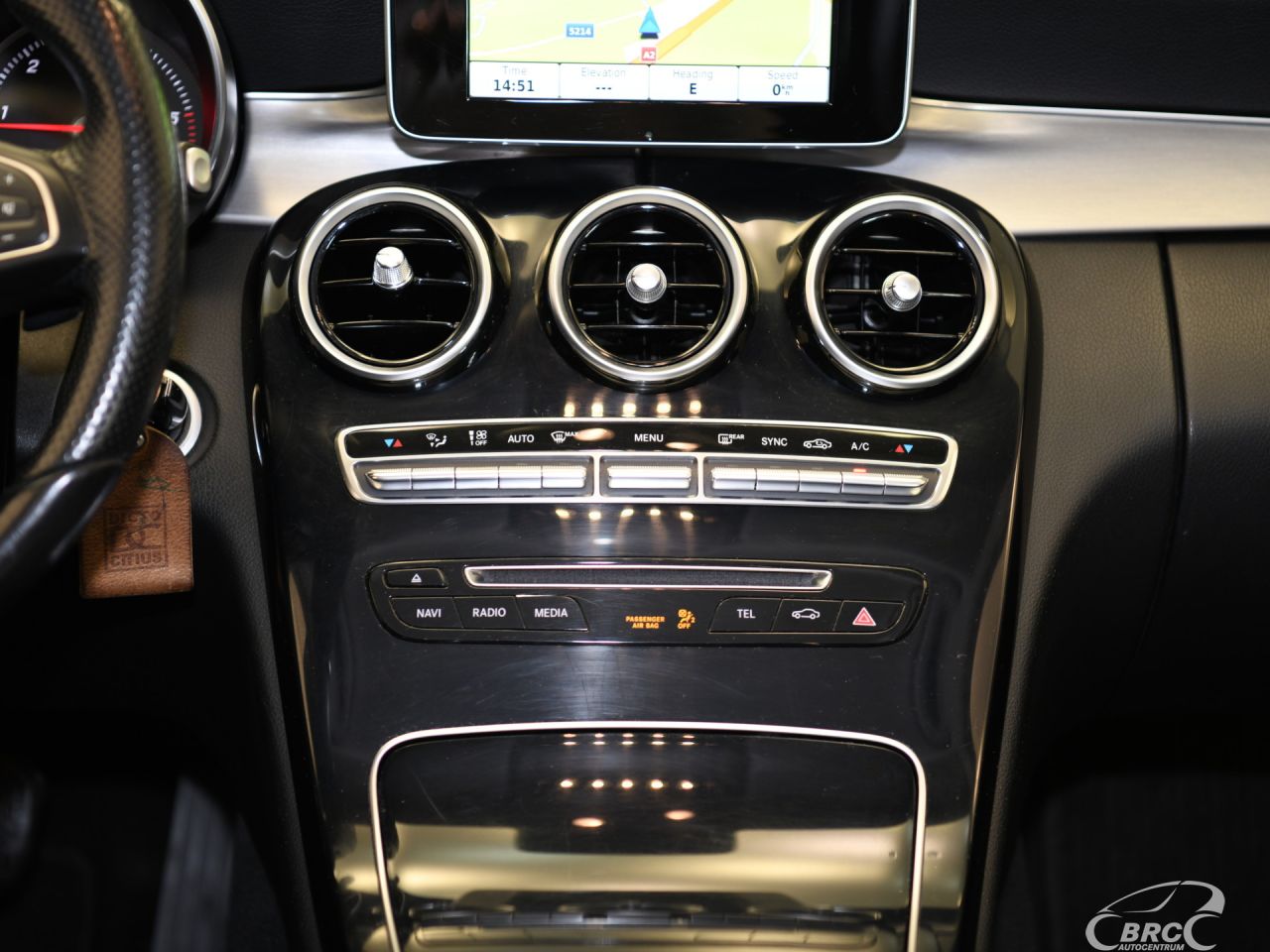 Mercedes-Benz C220 | 19