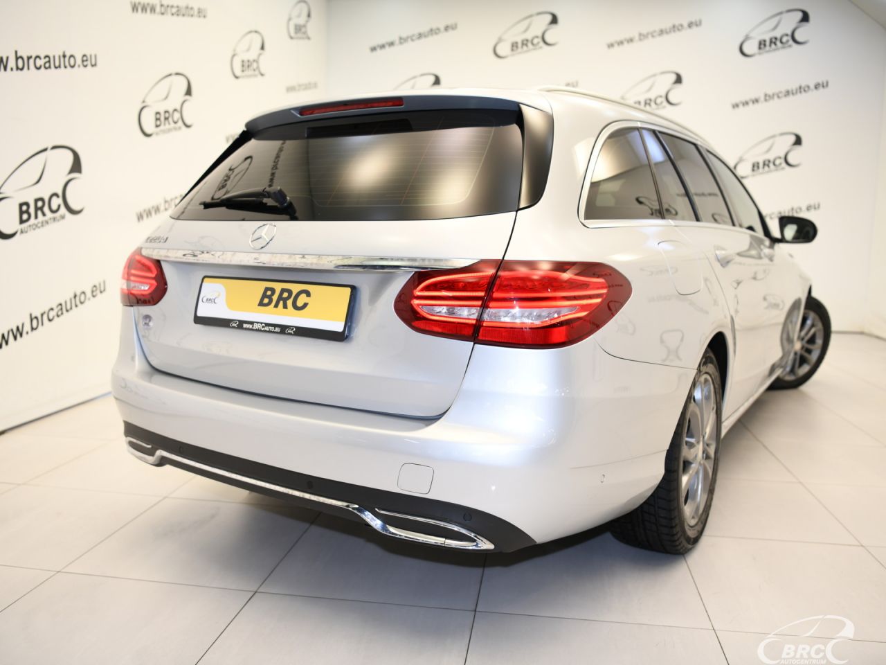 Mercedes-Benz C220 | 49