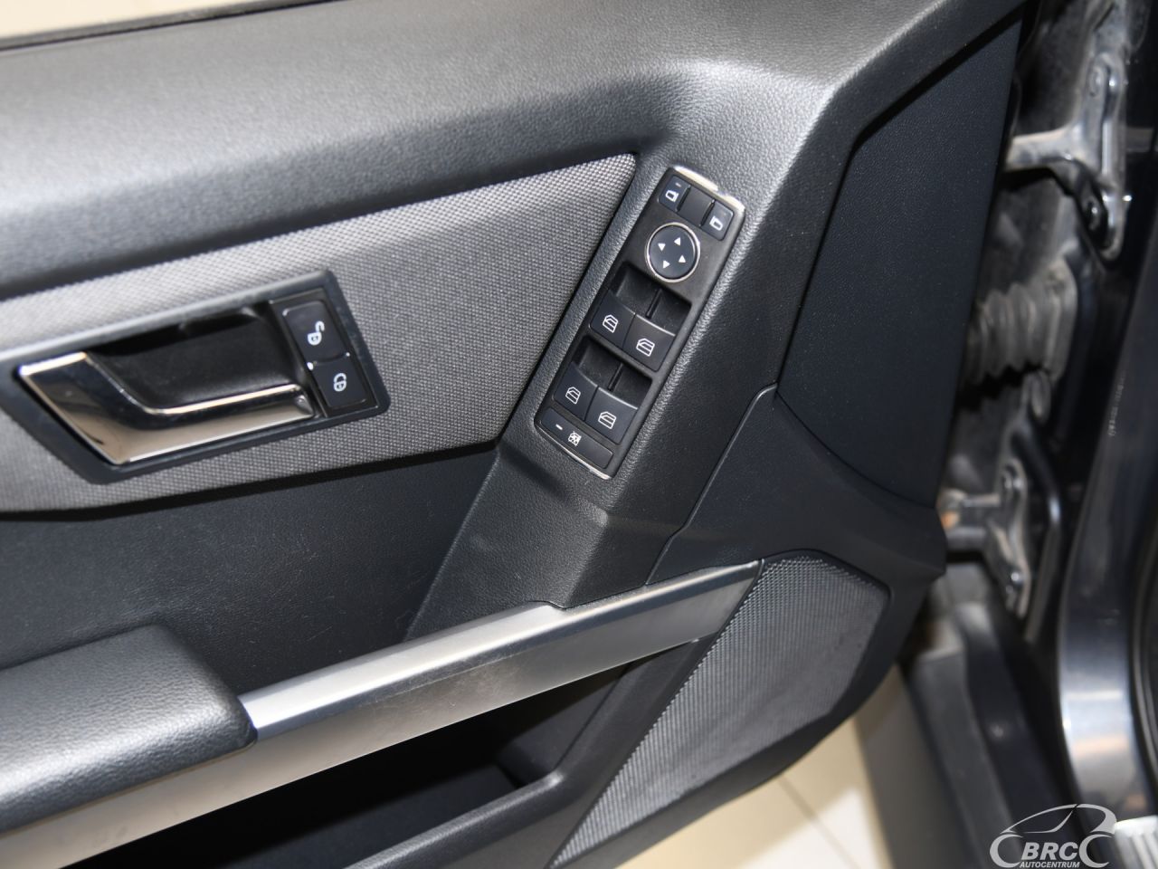 Mercedes-Benz GLK220 | 18