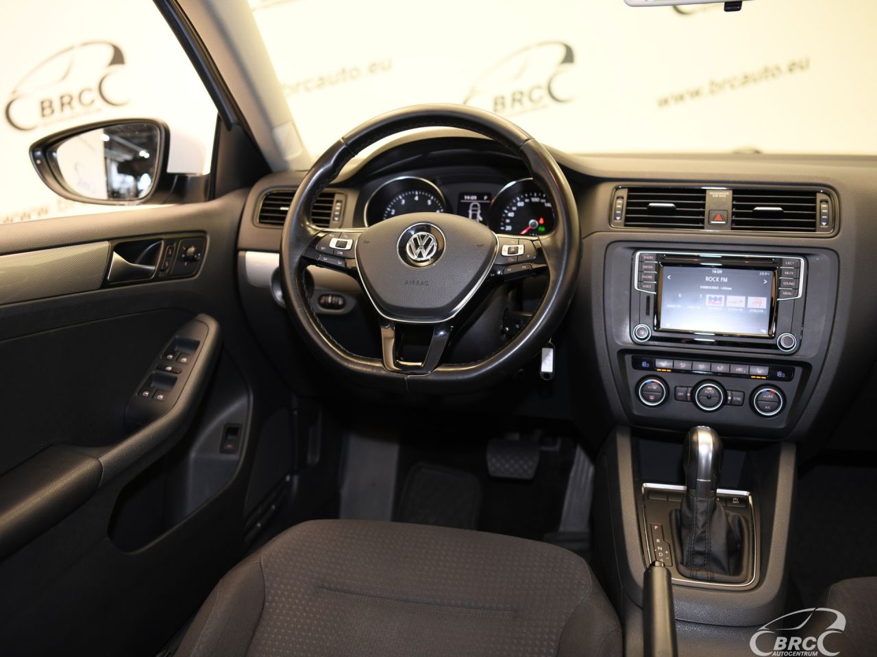 Volkswagen Jetta | 12