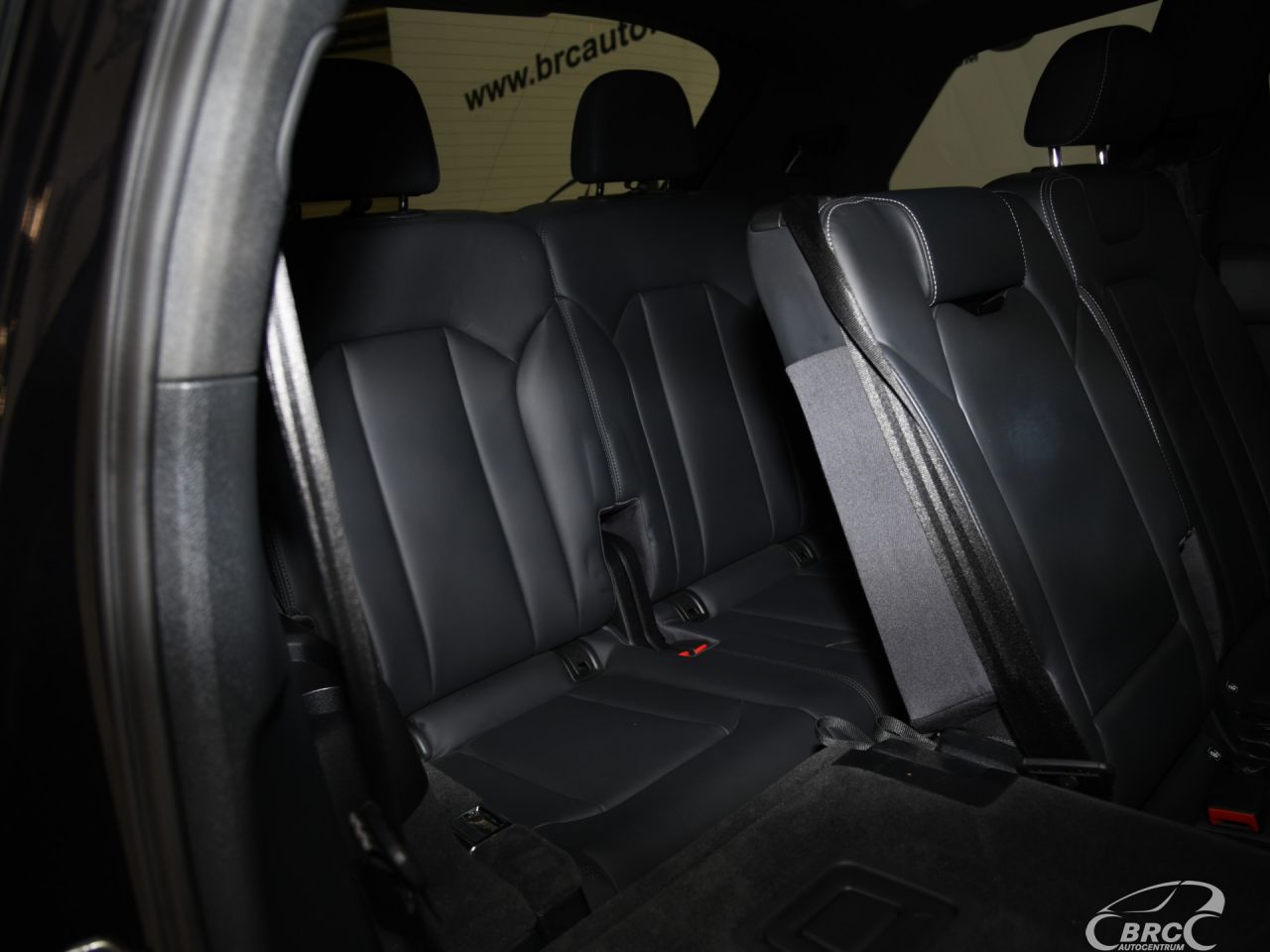 Audi Q7 | 14