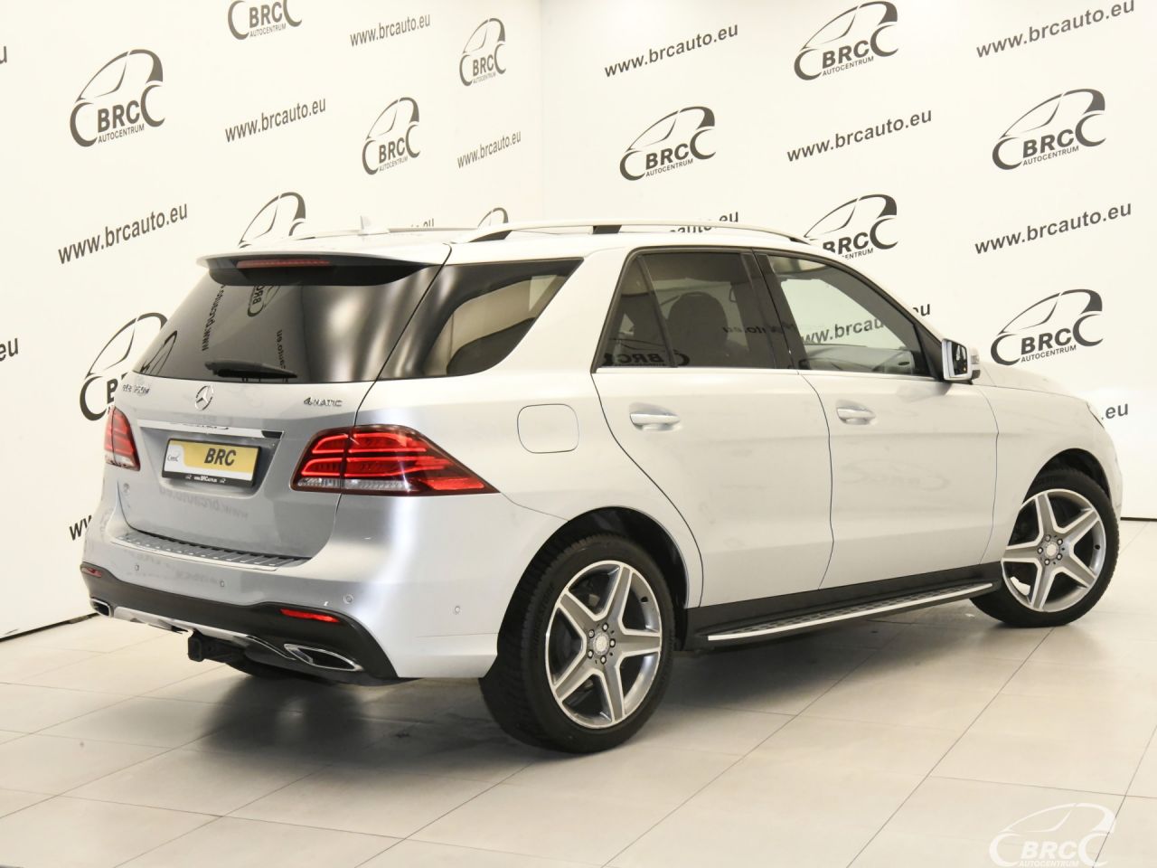 Mercedes-Benz GLE350 | 1