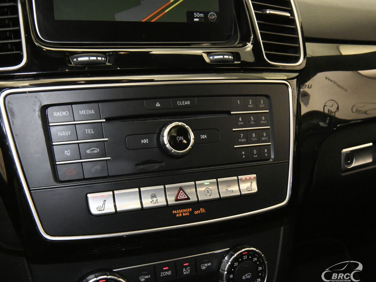 Mercedes-Benz GLE350 | 30