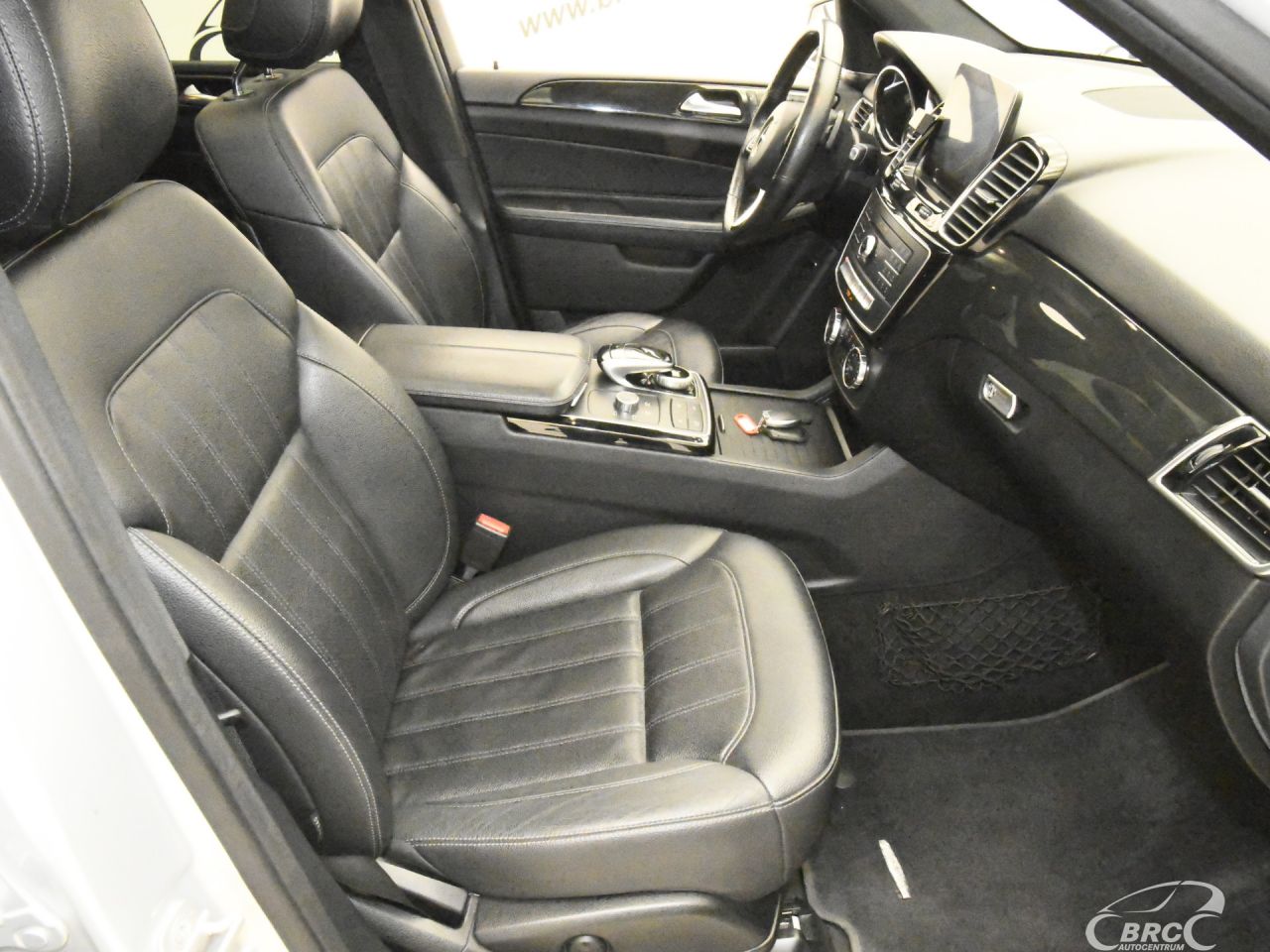 Mercedes-Benz GLE350 | 4