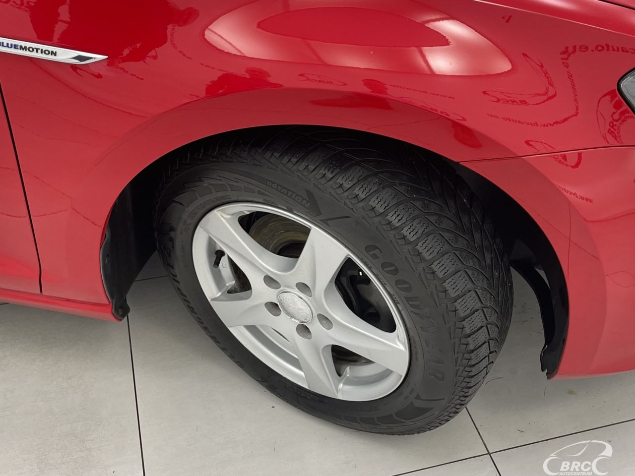 Volkswagen Golf | 48