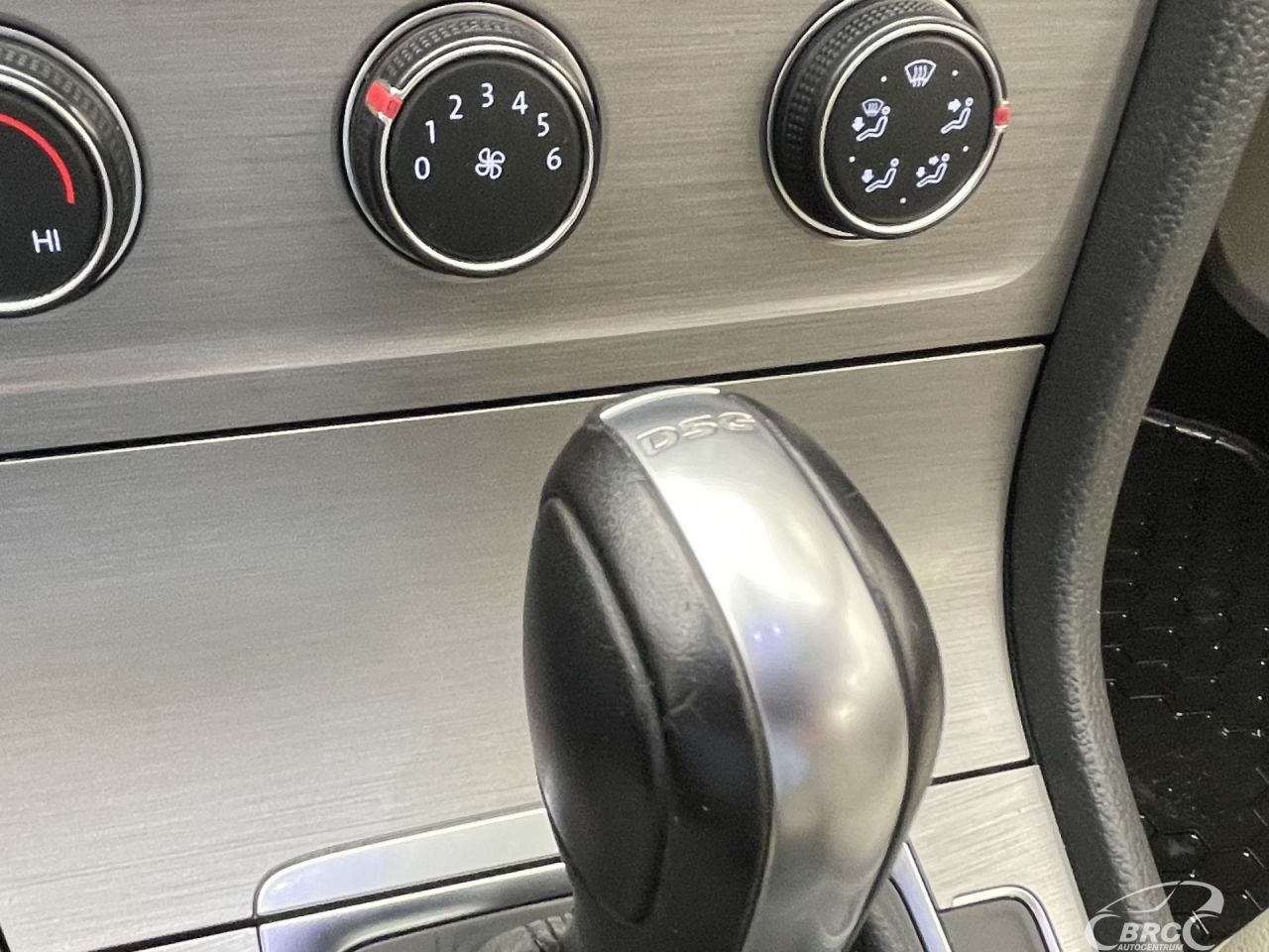 Volkswagen Golf | 25