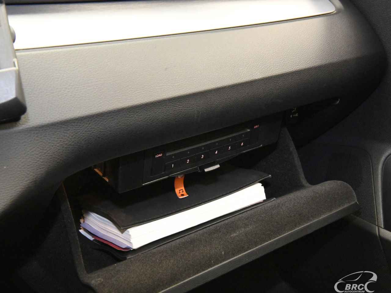 Volkswagen Passat | 47