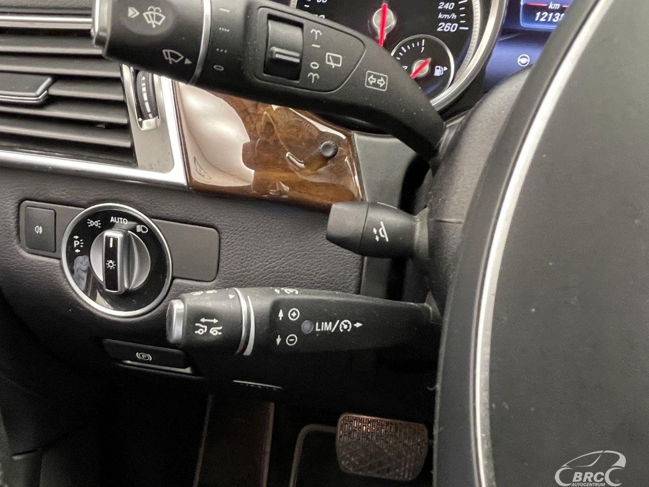 Mercedes-Benz GLS350 | 31