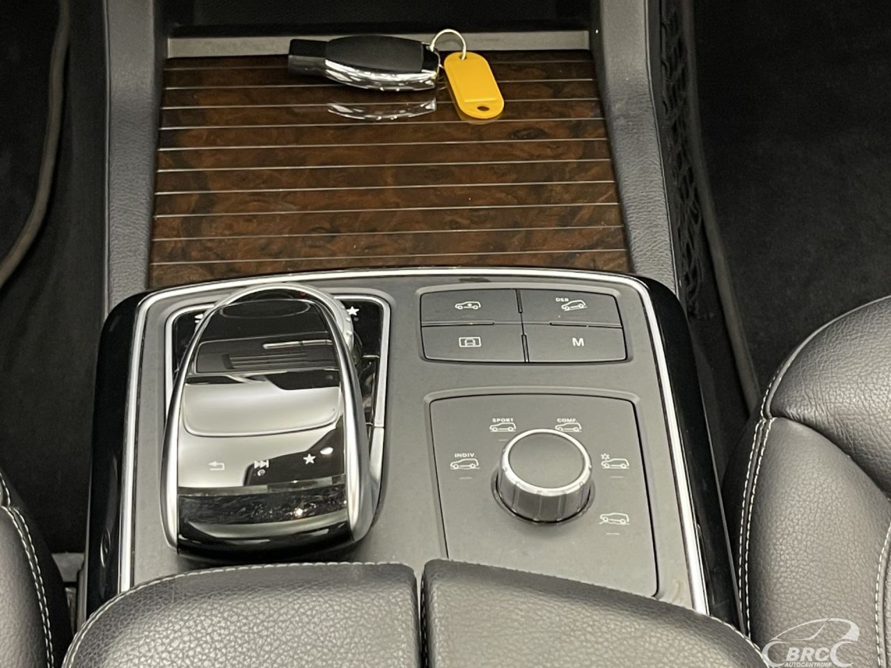 Mercedes-Benz GLS350 | 18