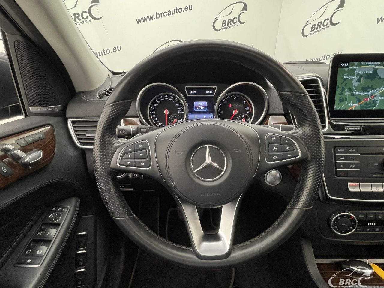 Mercedes-Benz GLS350 | 28