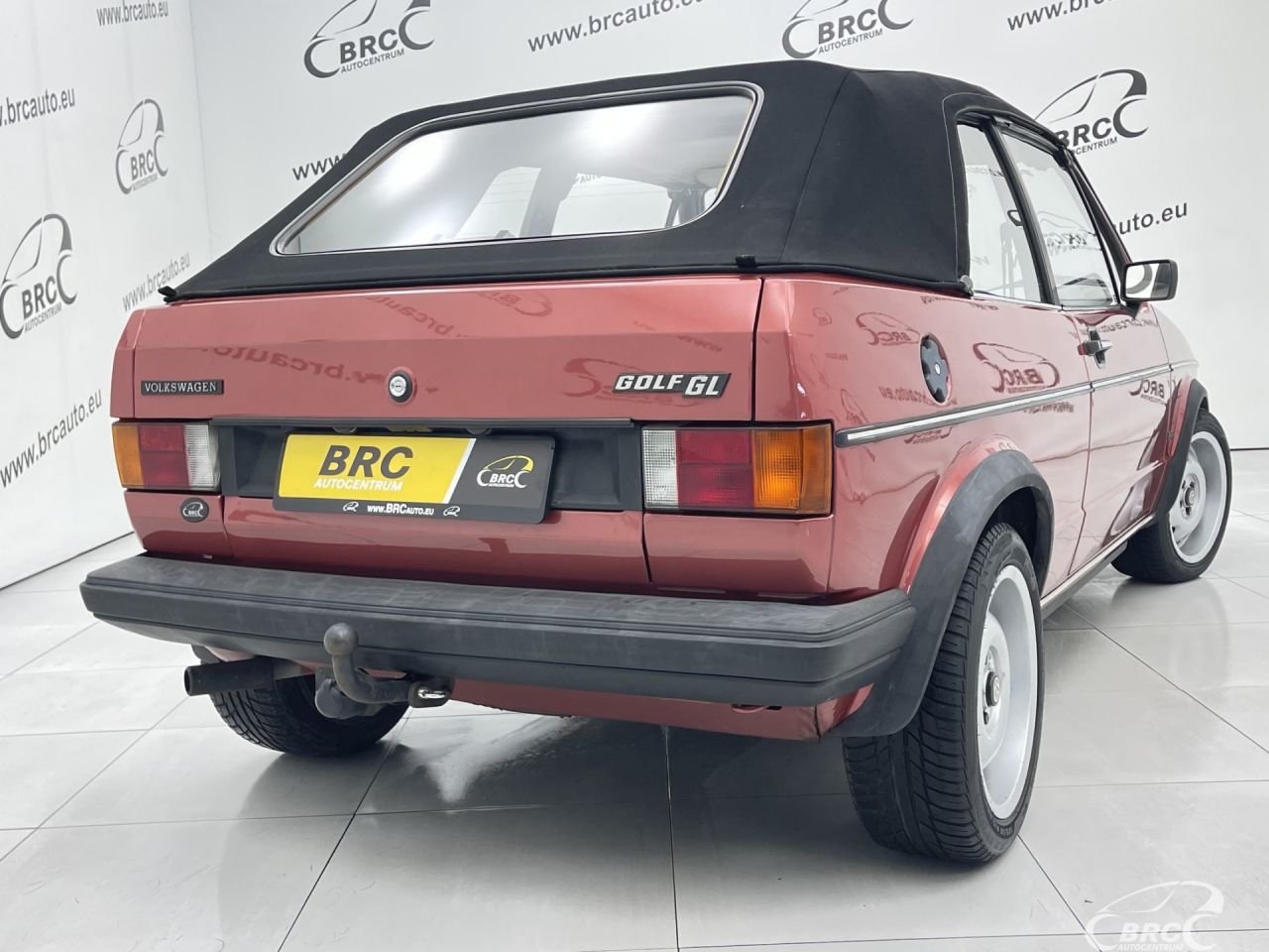 Volkswagen Golf | 64