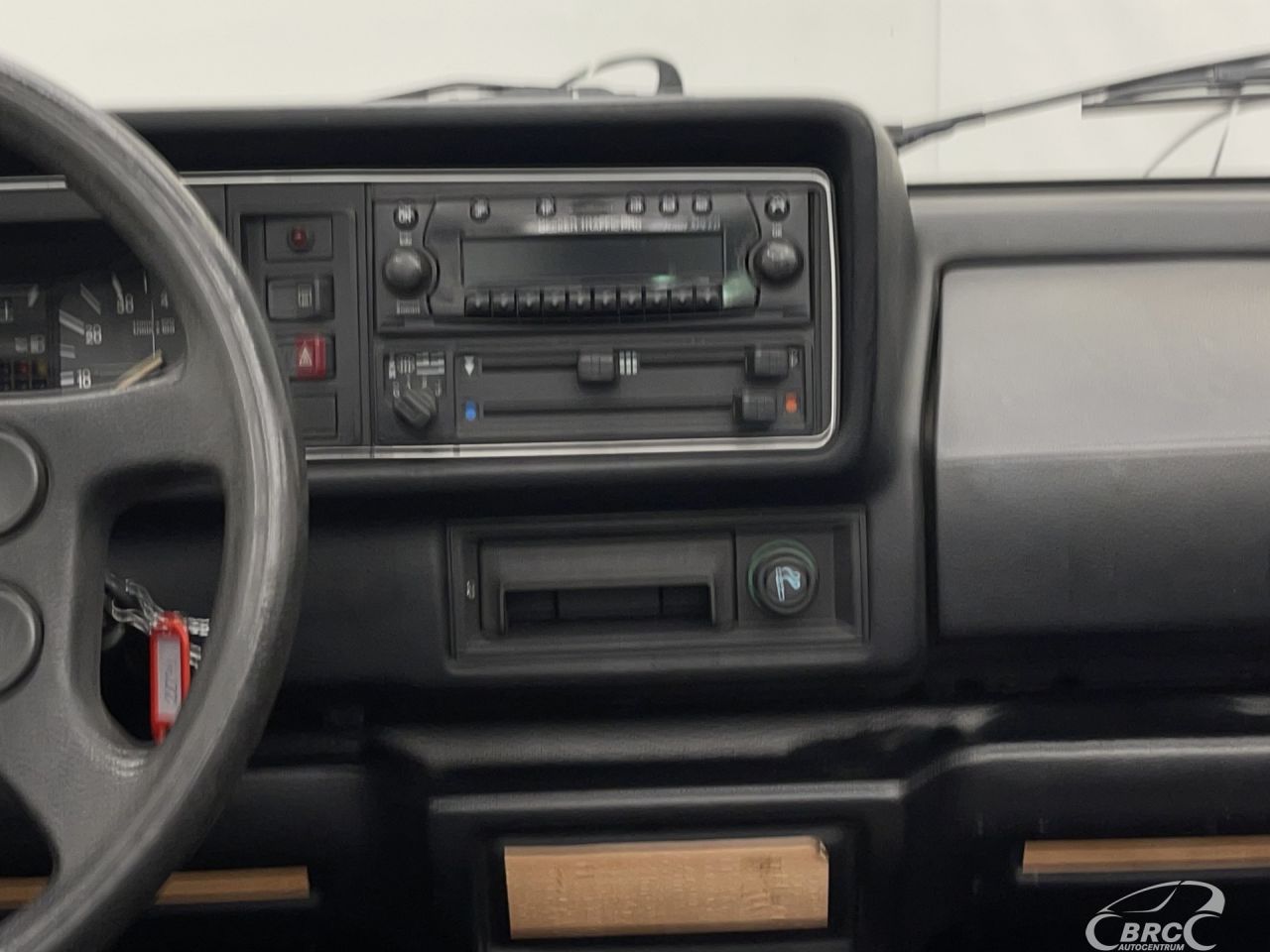 Volkswagen Golf | 24