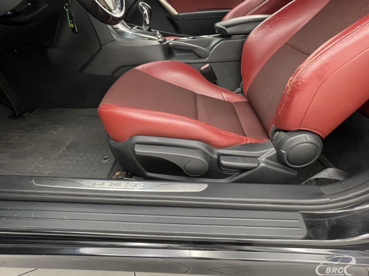 Hyundai Genesis | 17