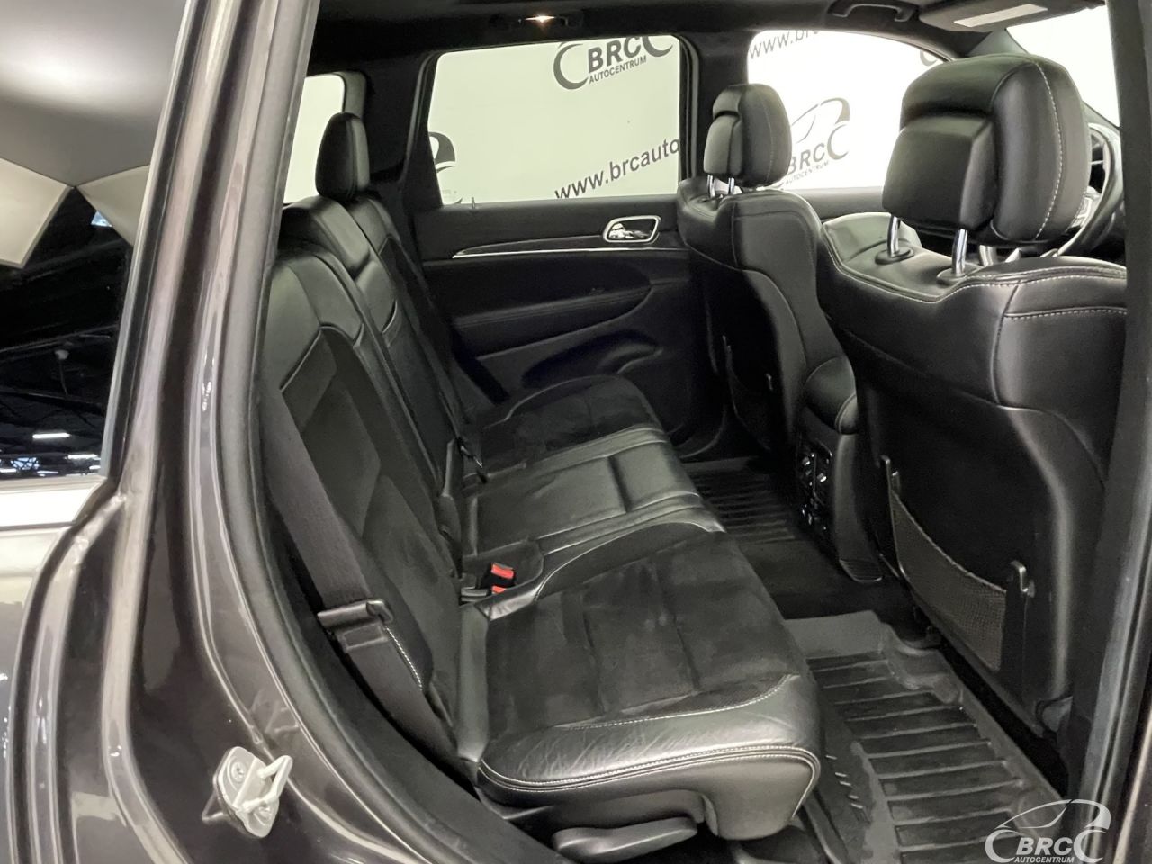 Jeep Grand Cherokee | 12