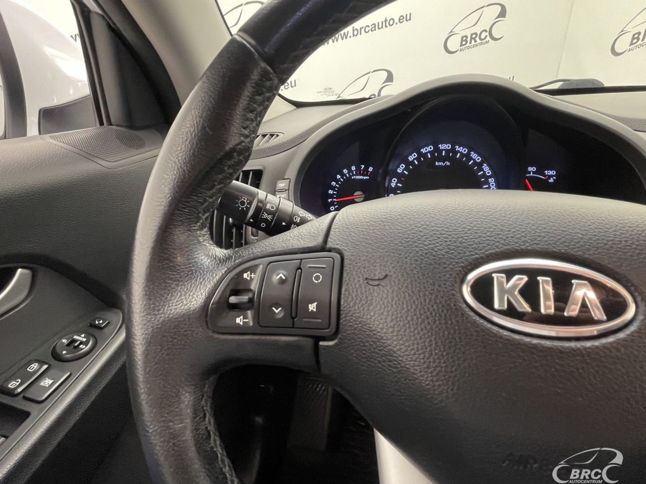 Kia Sportage | 28