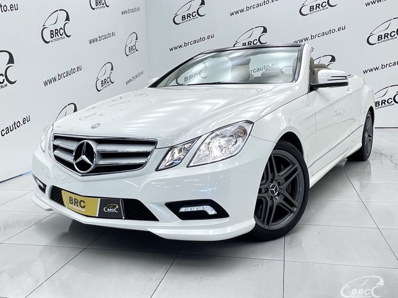 Mercedes-Benz E550 | 42