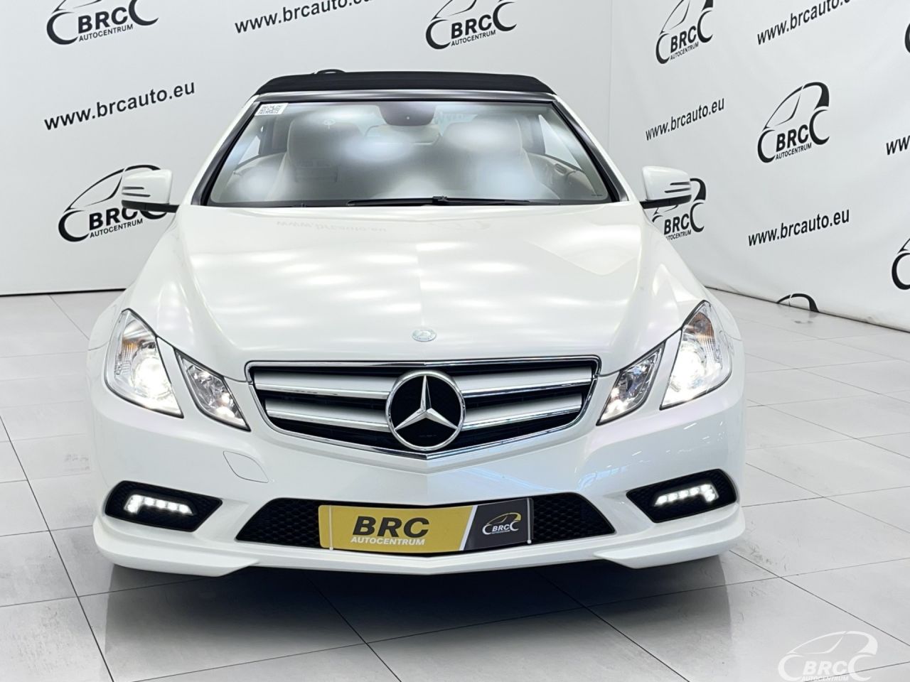 Mercedes-Benz E550 | 46