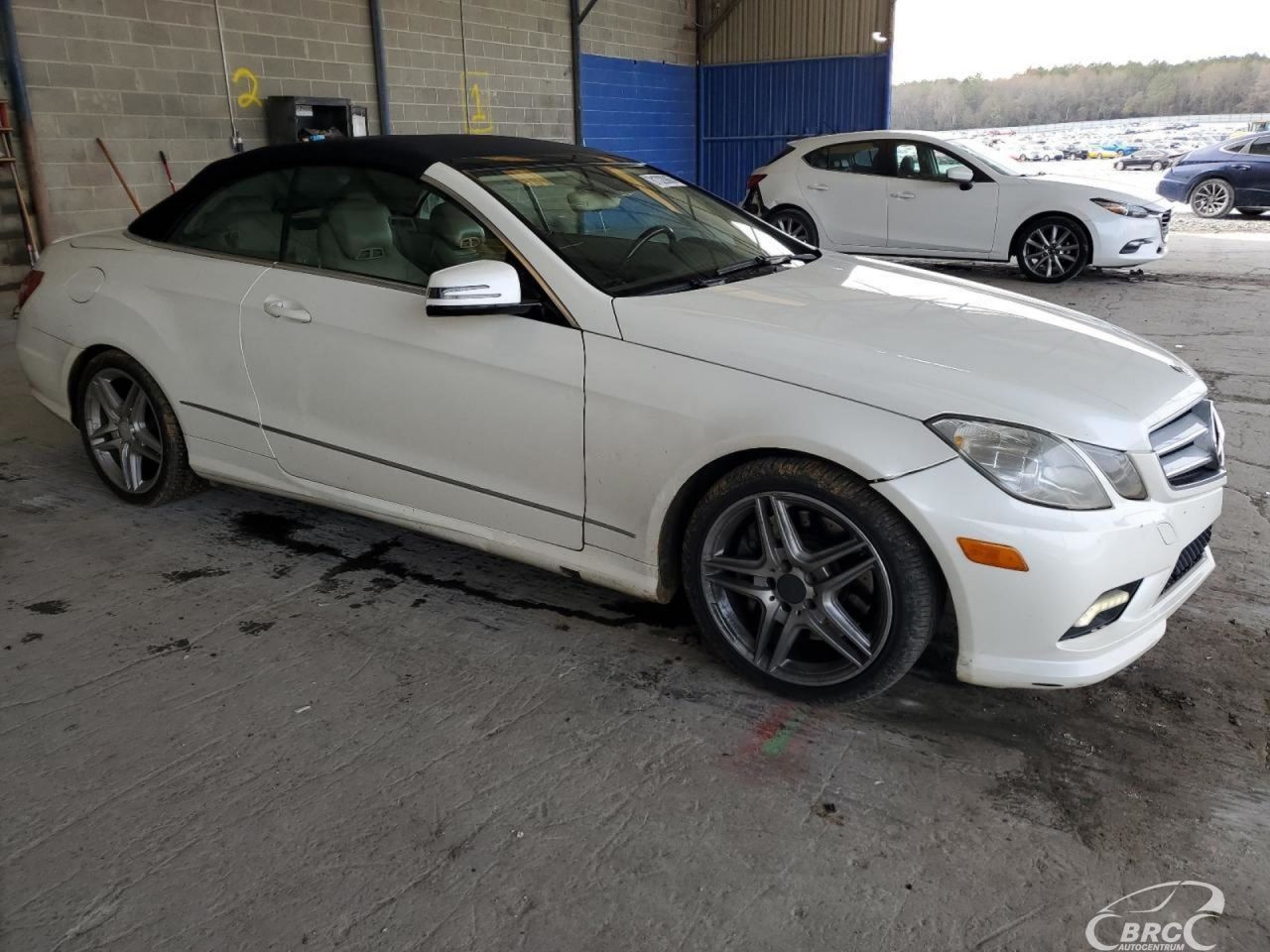 Mercedes-Benz E550 | 57