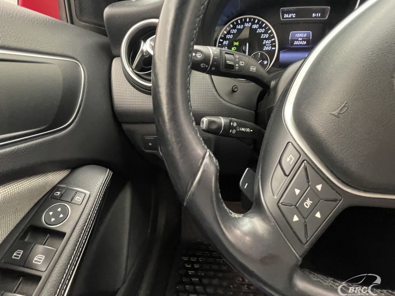 Mercedes-Benz A180 | 29