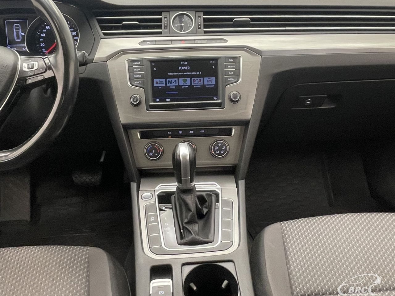 Volkswagen Passat | 14