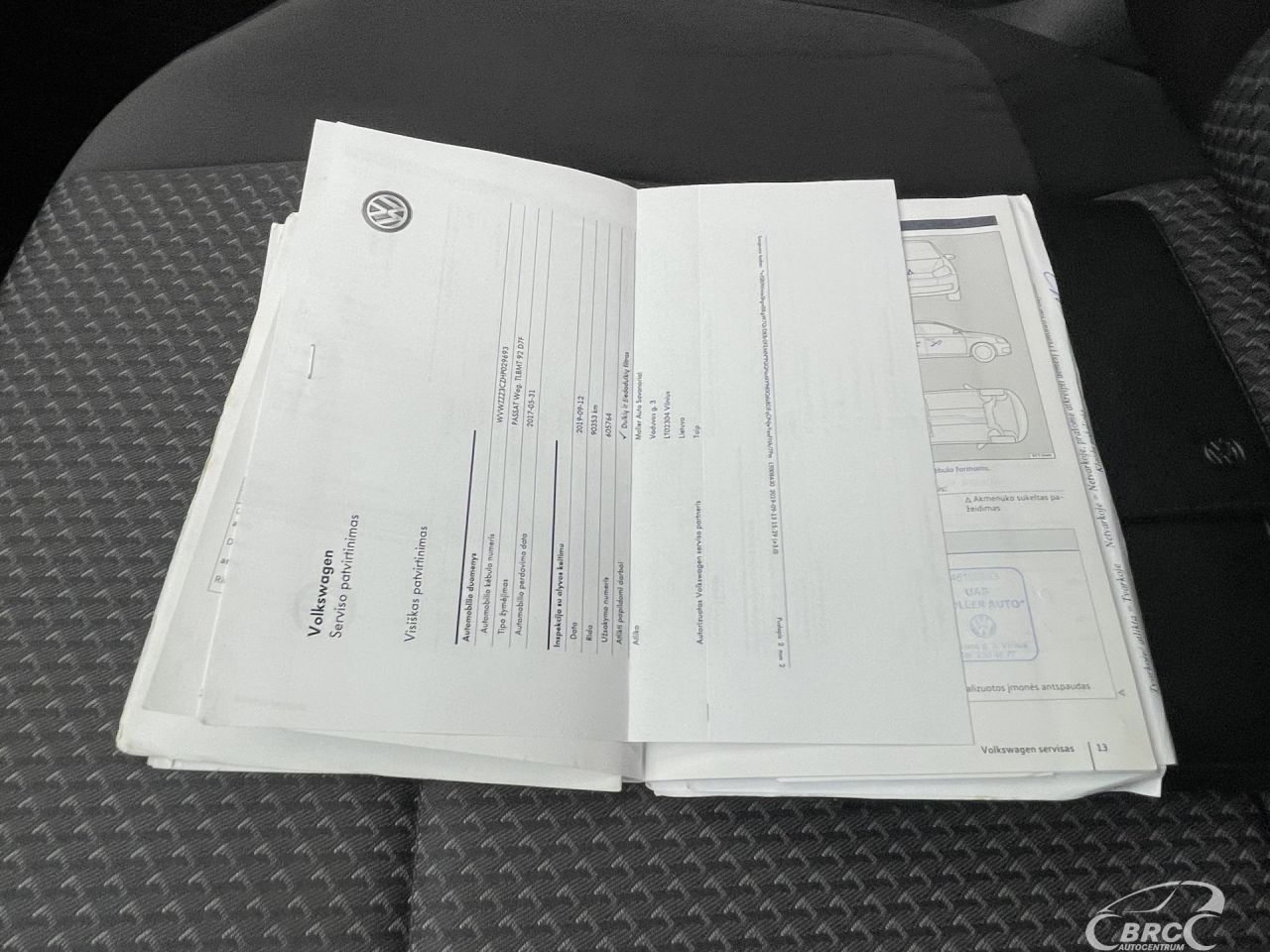 Volkswagen Passat | 42