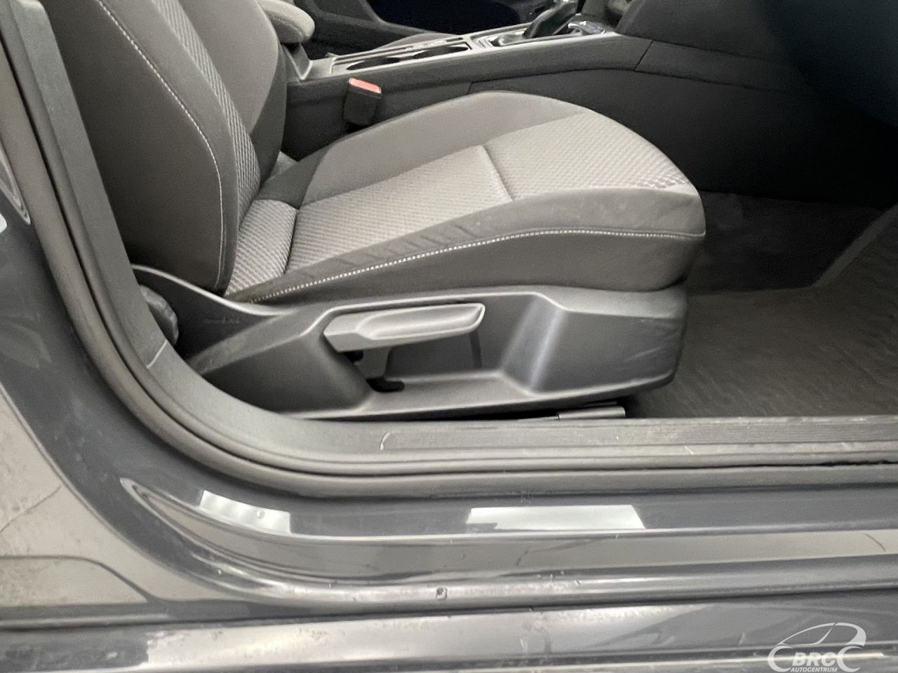 Volkswagen Passat | 5