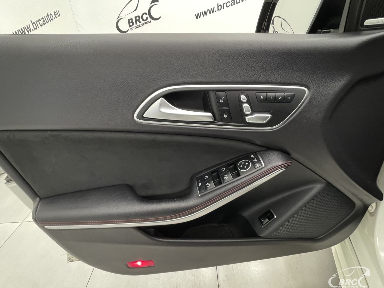 Mercedes-Benz CLA200 | 19