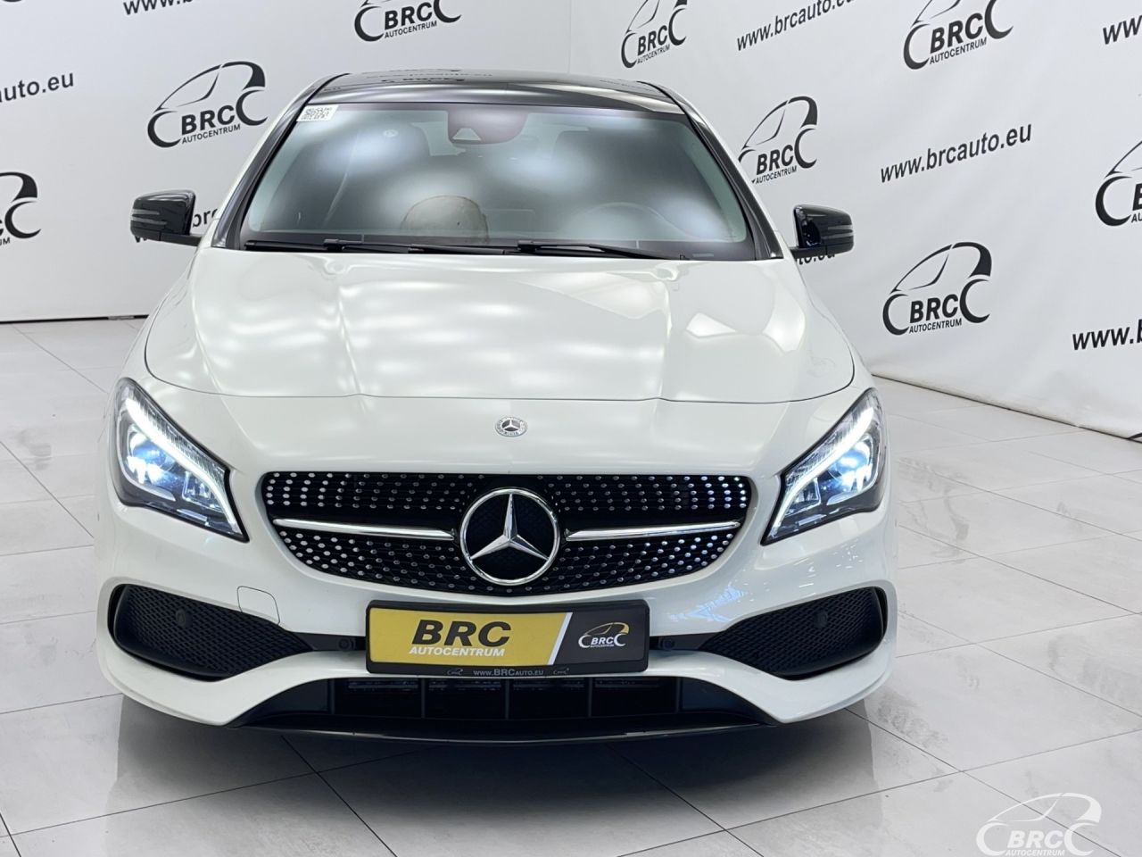 Mercedes-Benz CLA200 | 42