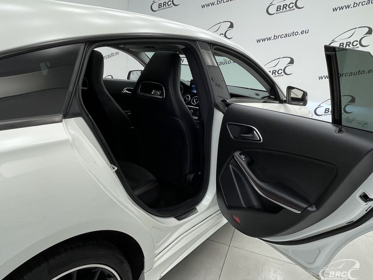 Mercedes-Benz CLA200 | 12