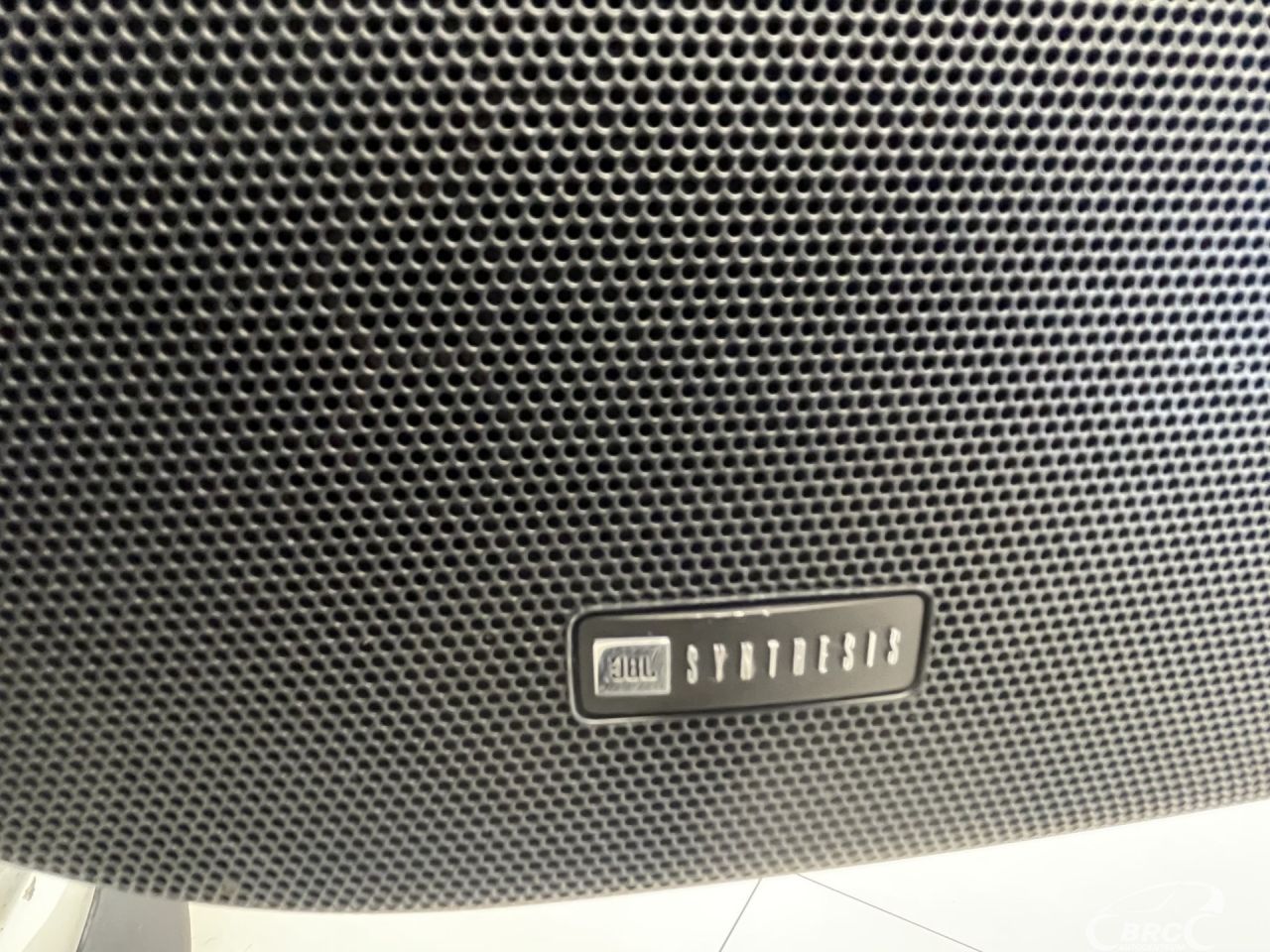 Toyota Land Cruiser | 6