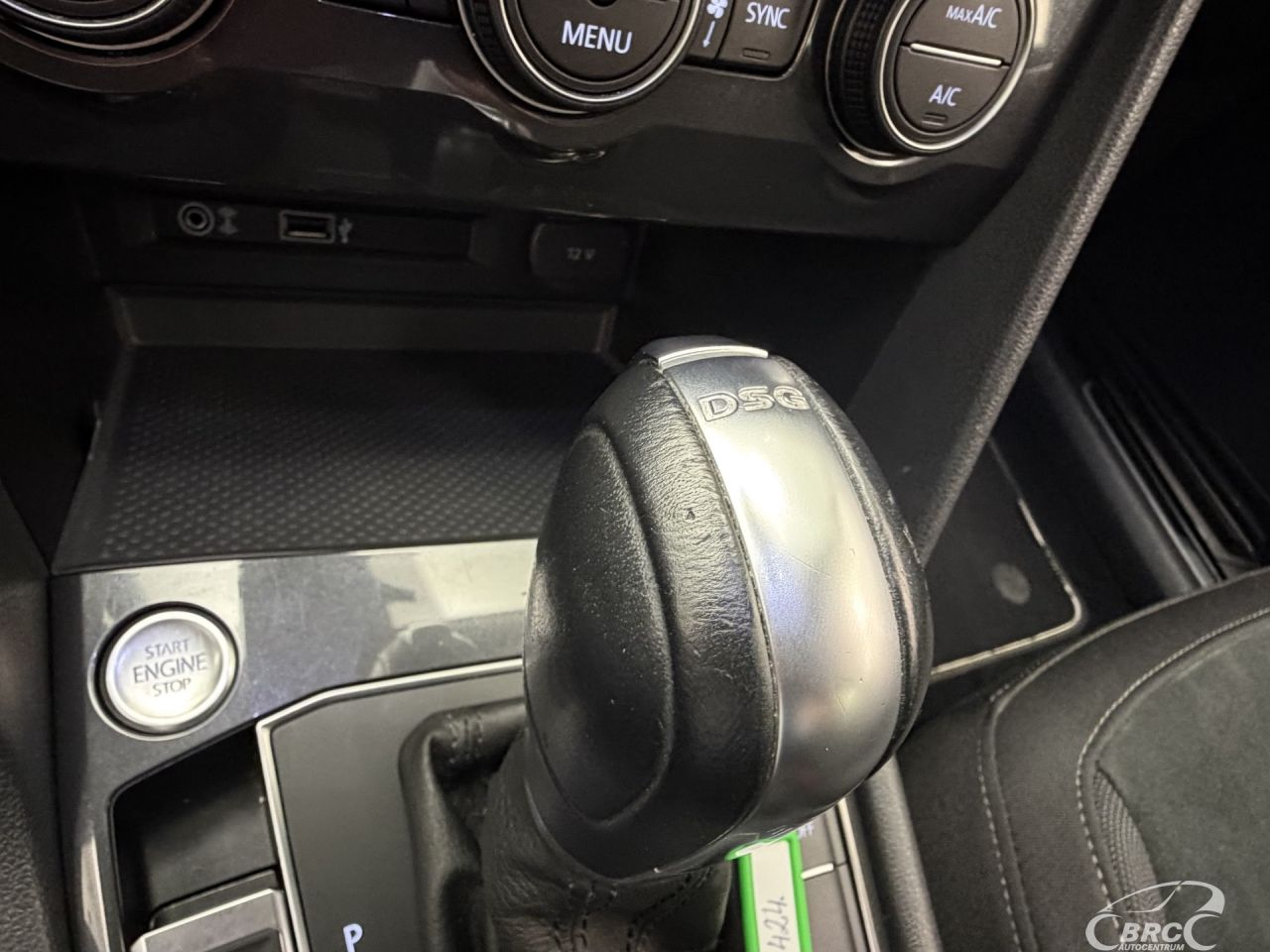 Volkswagen Tiguan | 26