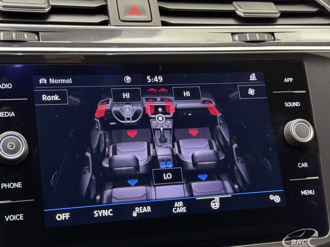 Volkswagen Tiguan | 32