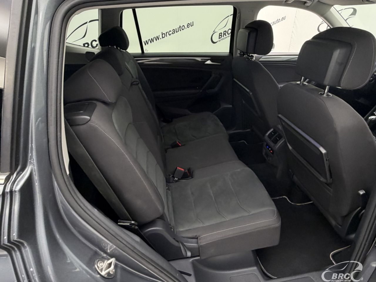 Volkswagen Tiguan | 9