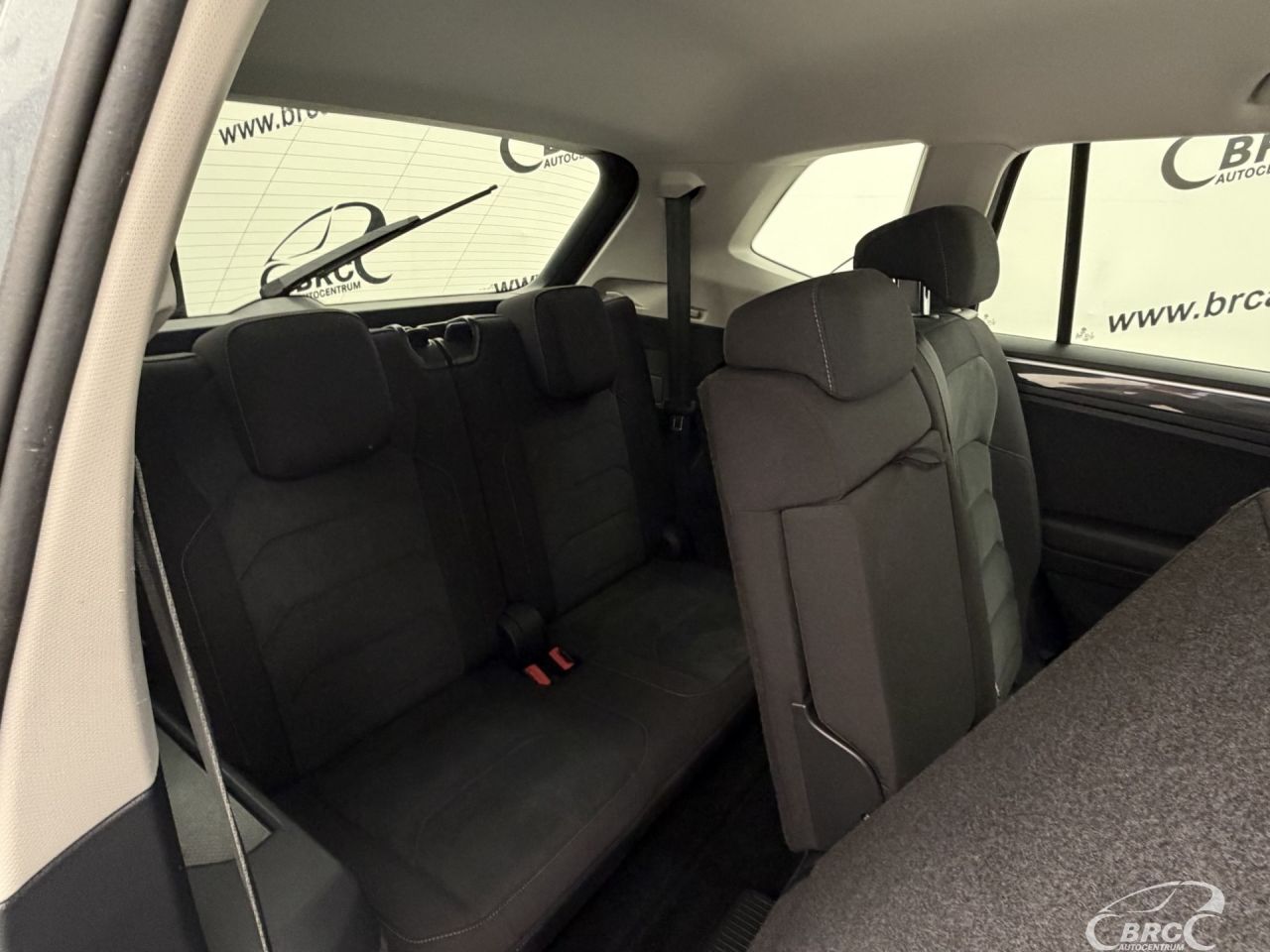 Volkswagen Tiguan | 12