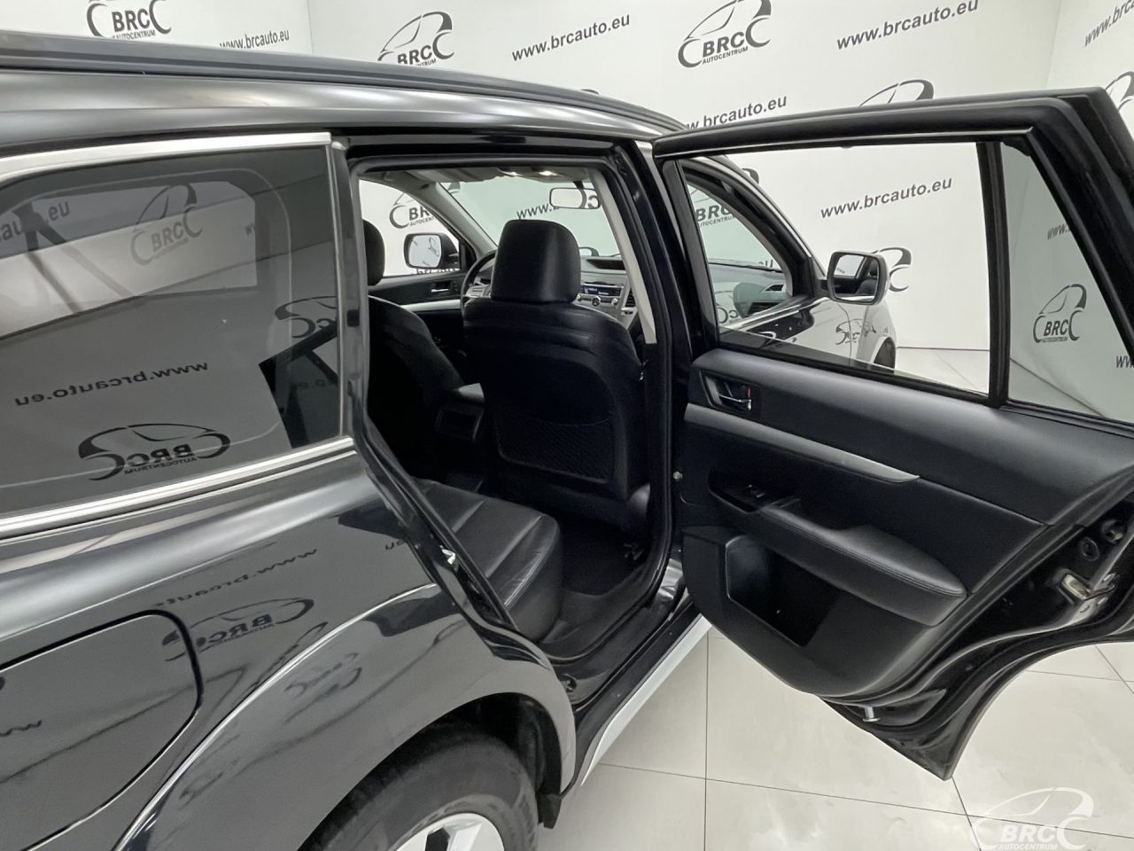 Subaru Outback | 12