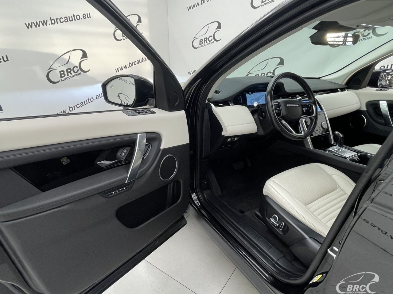 Land Rover Discovery | 19