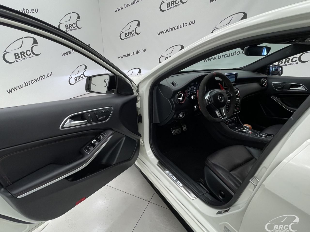 Mercedes-Benz A45 AMG | 22