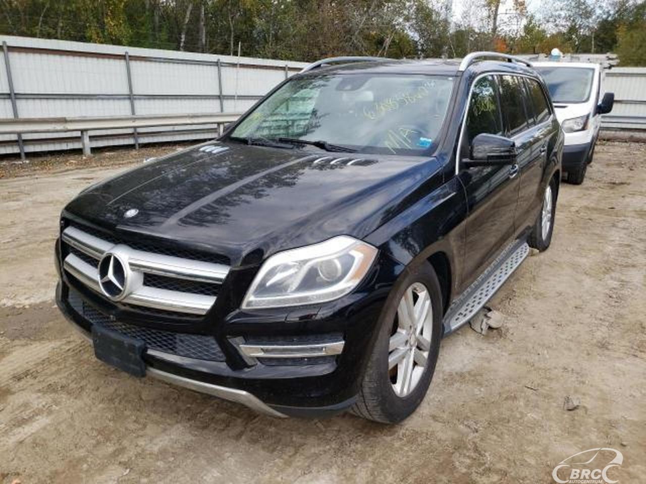 Mercedes-Benz GL450 | 50