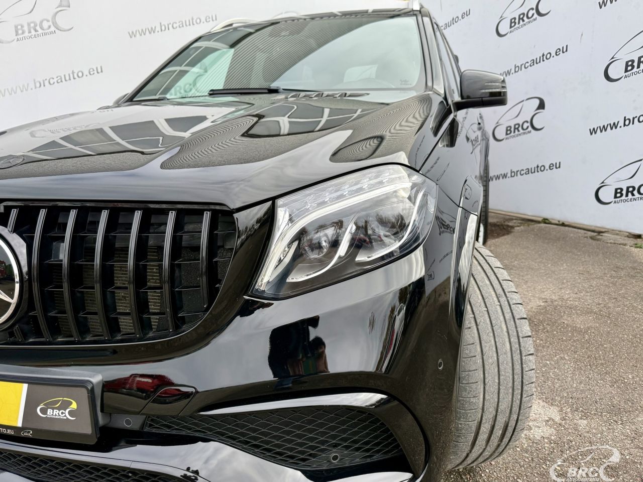 Mercedes-Benz GL450 | 47