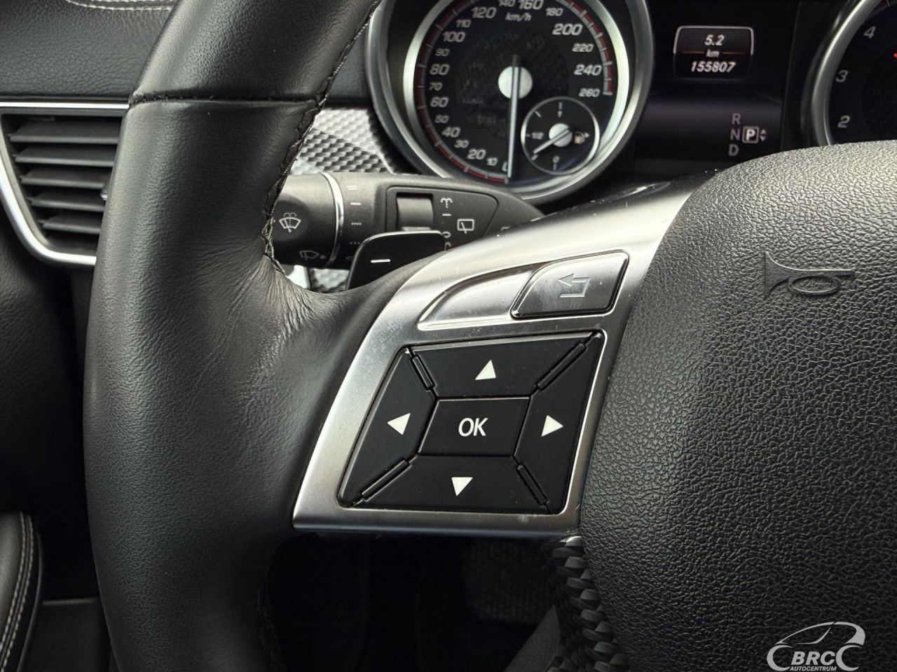 Mercedes-Benz GL450 | 27