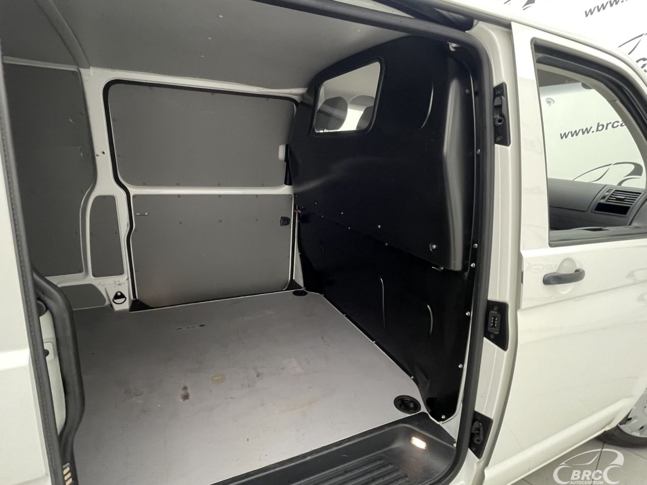 Volkswagen Transporter | 9