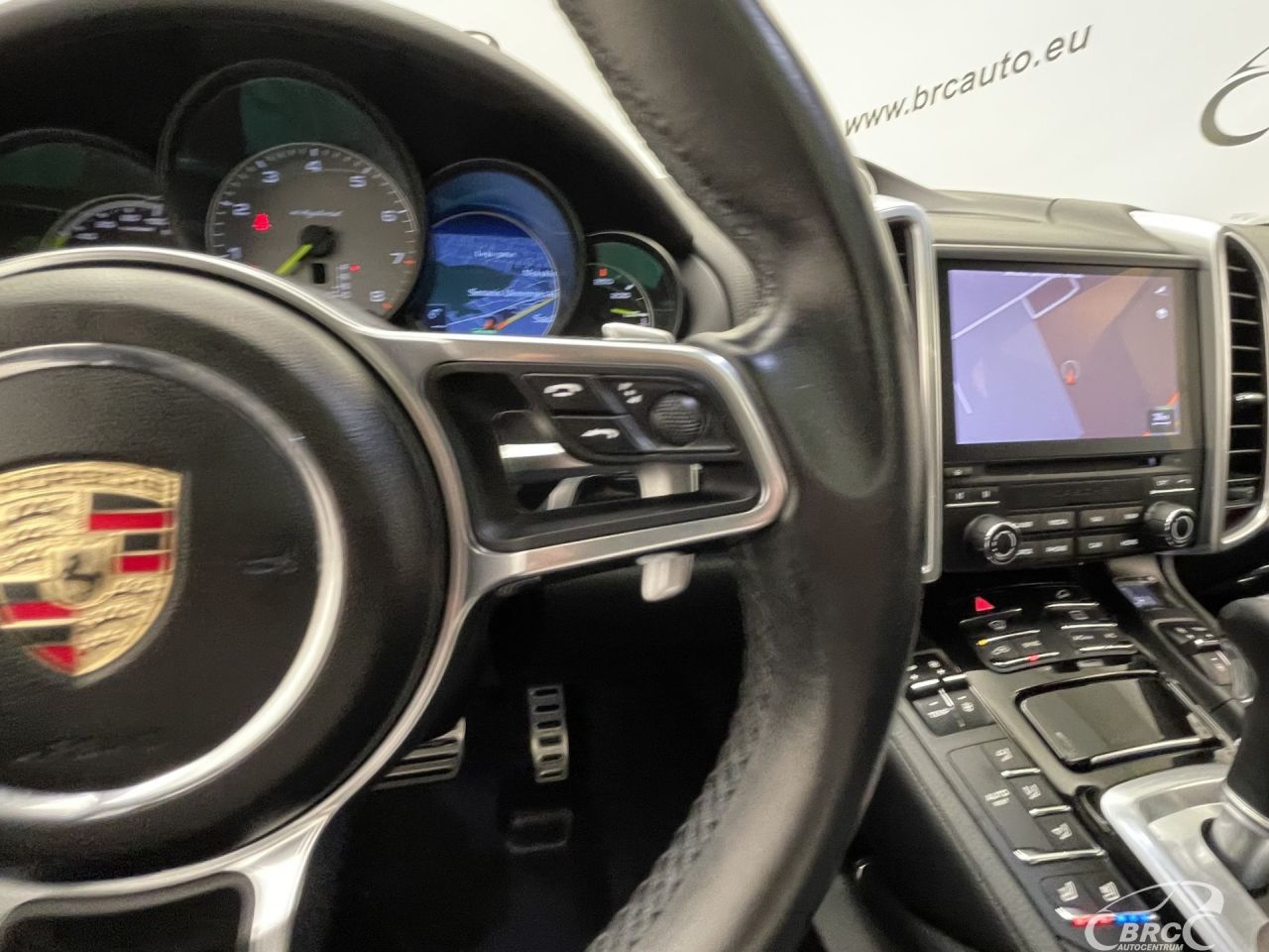 Porsche Cayenne | 32