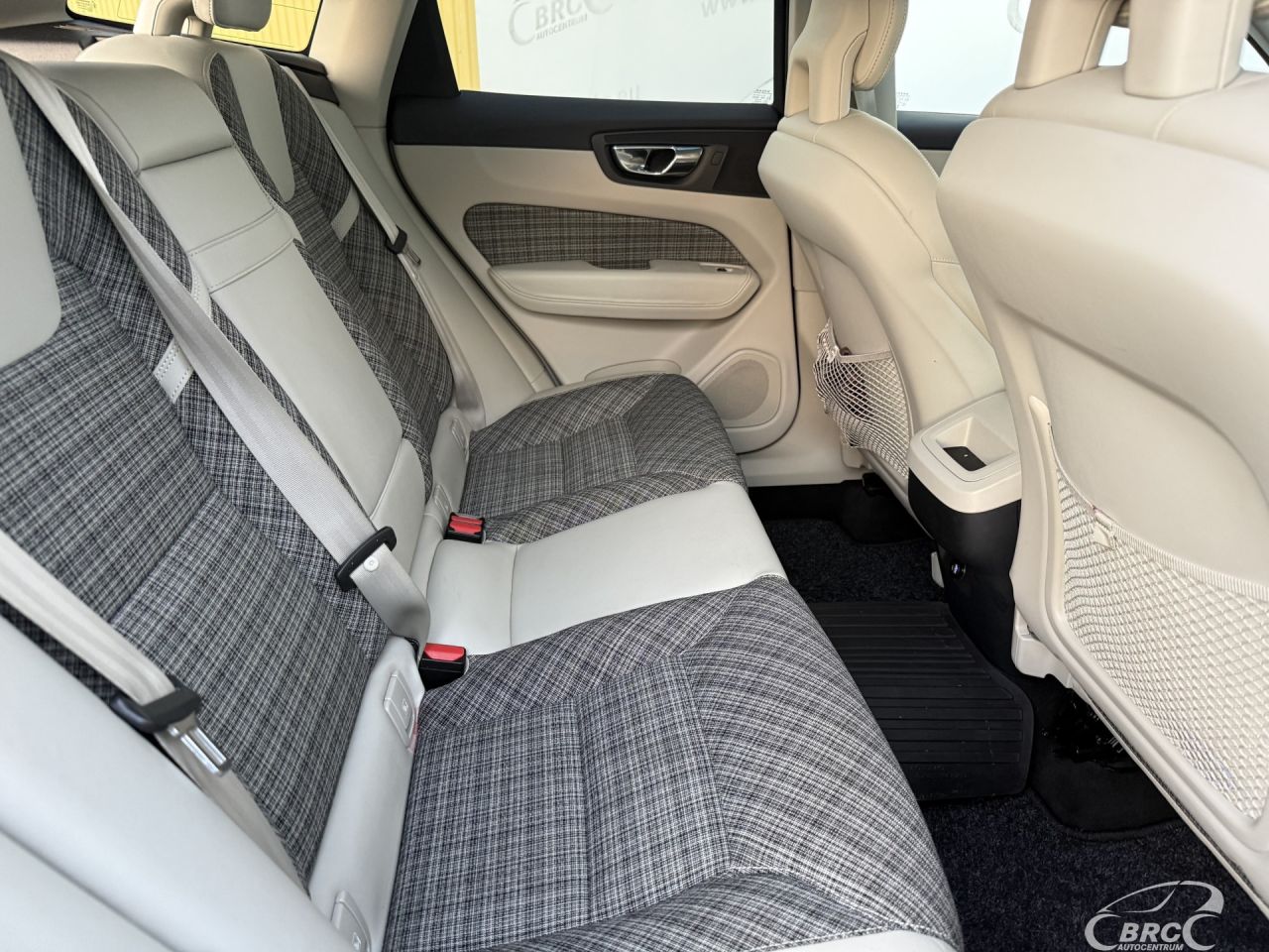 Volvo XC60 | 11