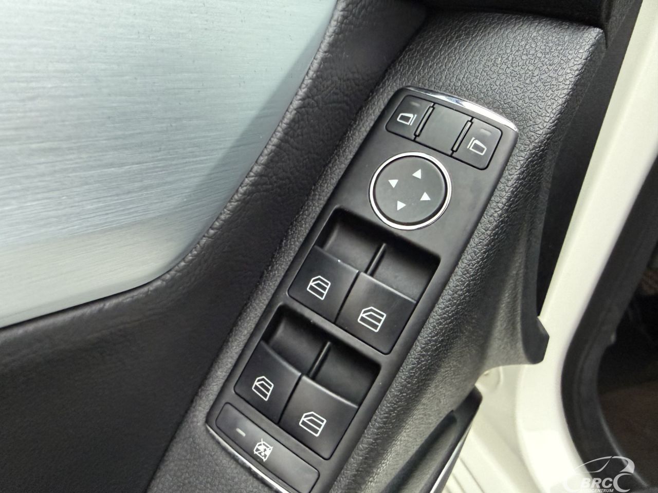 Mercedes-Benz C220 | 15