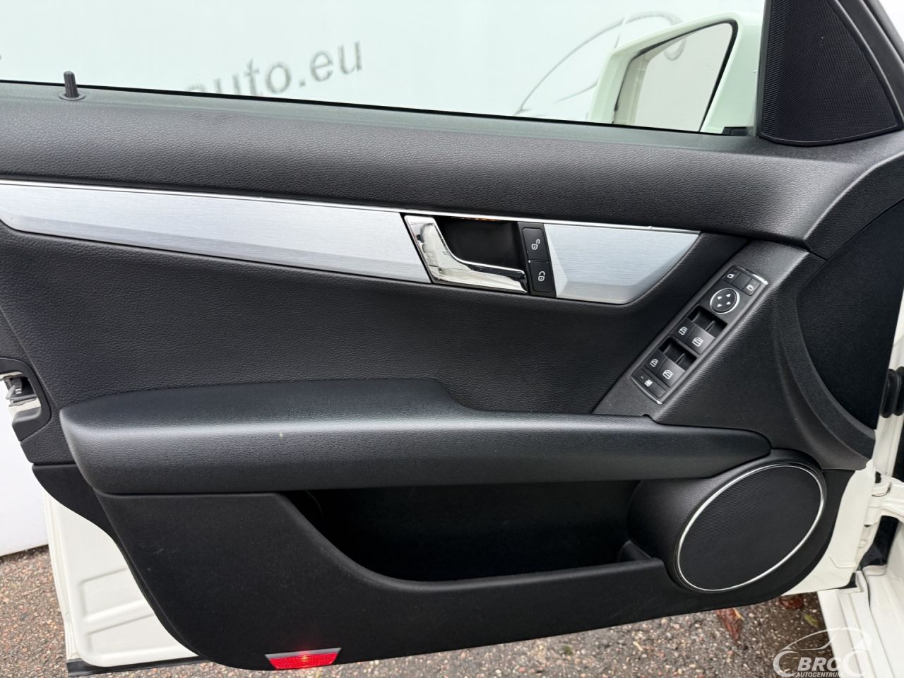 Mercedes-Benz C220 | 14